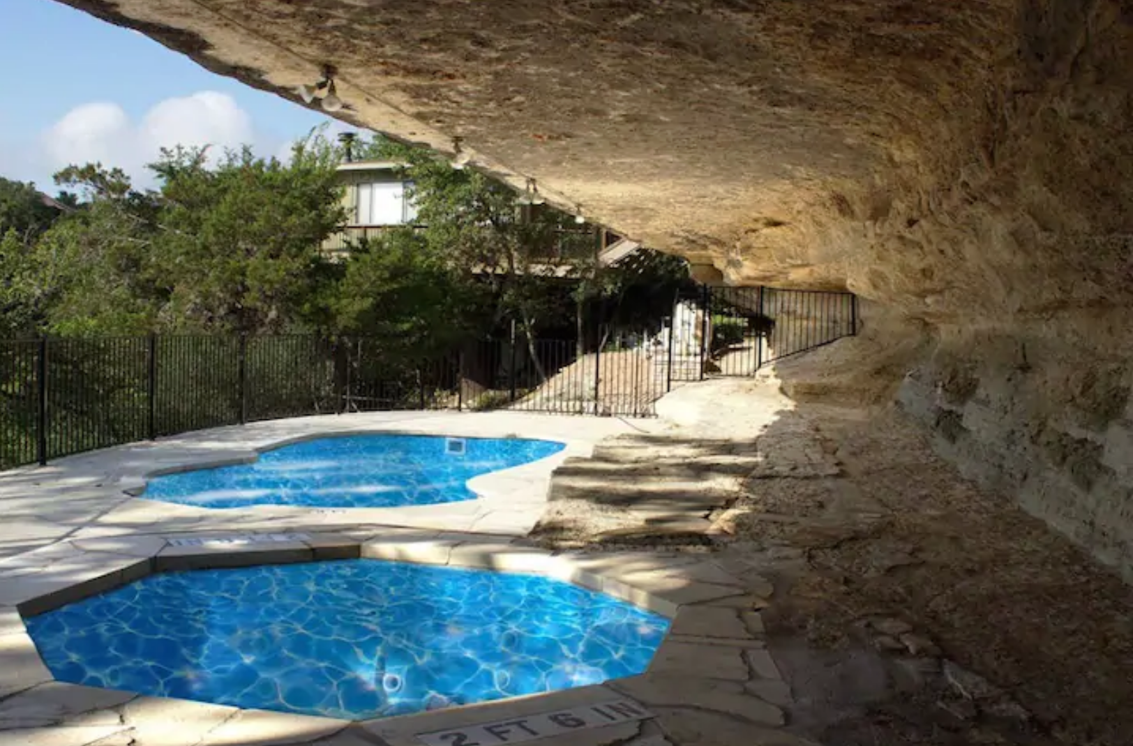 Tree House on Lake Travis #15 - Photo 3